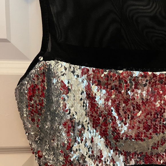 NWT ANTHROPOLOGIE SEQUIN TOP M - Picture 4 of 6